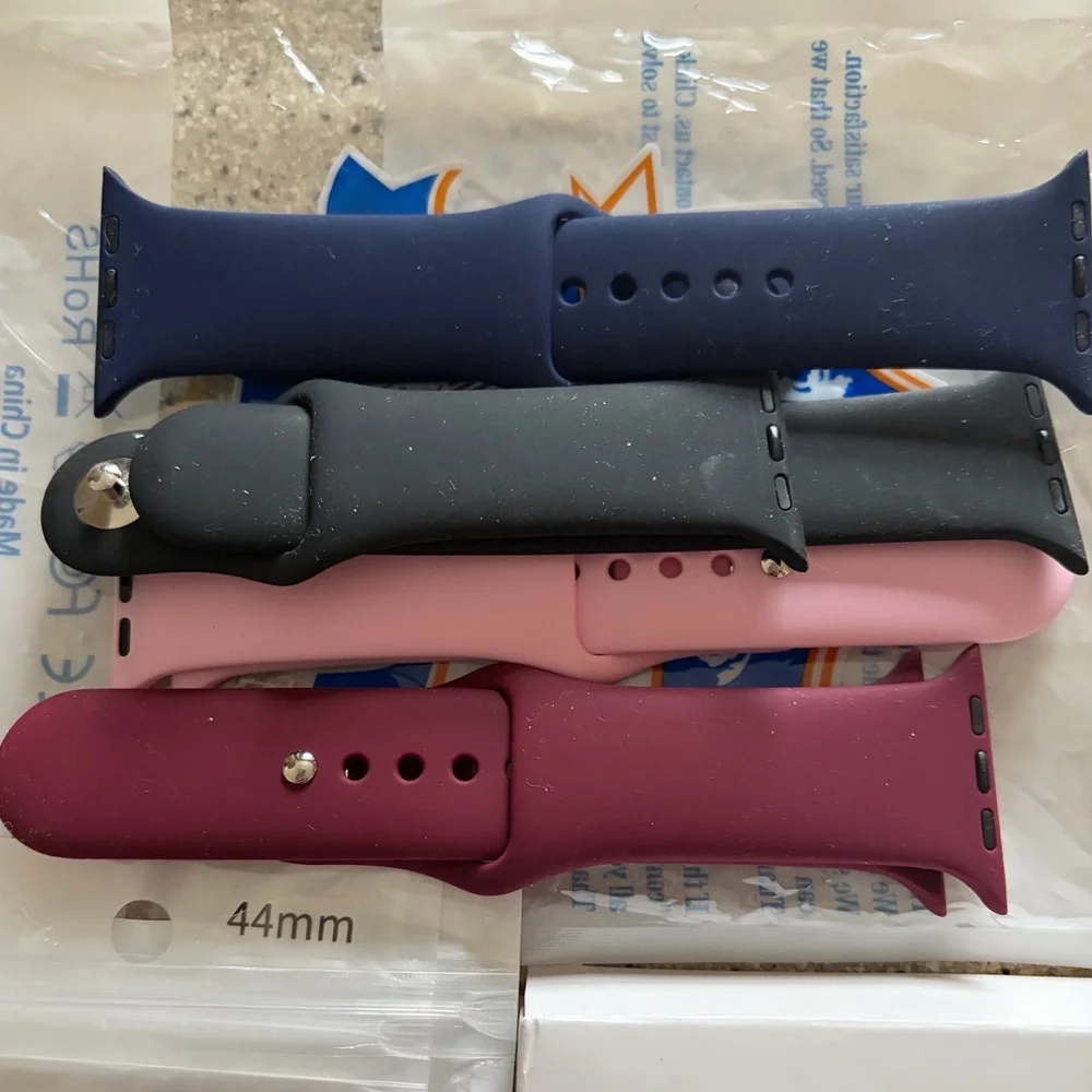 NIB/NWOB IWatch 44mm wristbands and face covers